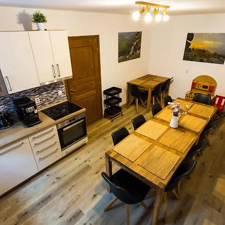 Dom wakacyjny House And Apt. In - Riesengebirge 53173