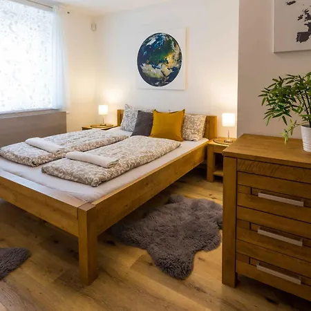 Dom wakacyjny House And Apt. In - Riesengebirge 53173 Harrachov